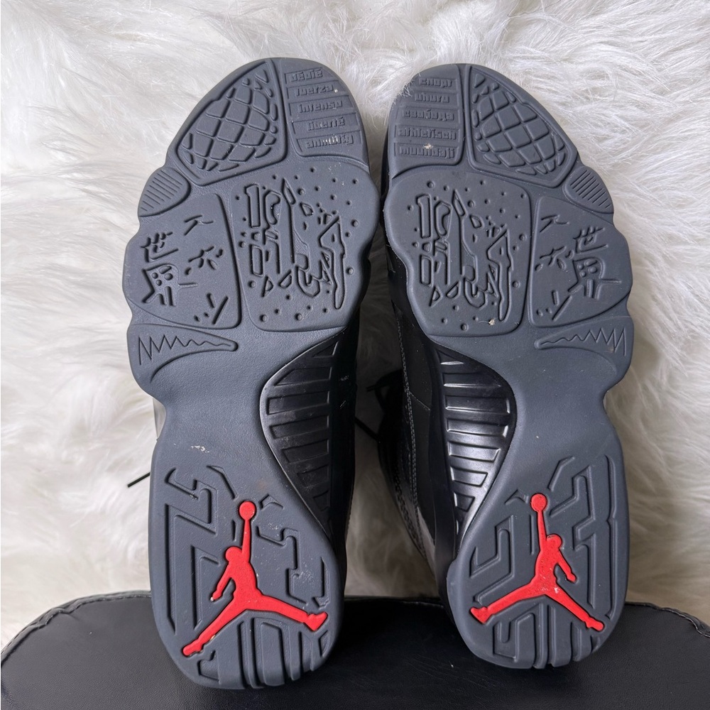 Nike Air Jordan 9 Retro "Bred Patent" sneakers in black - Picture 4 of 9